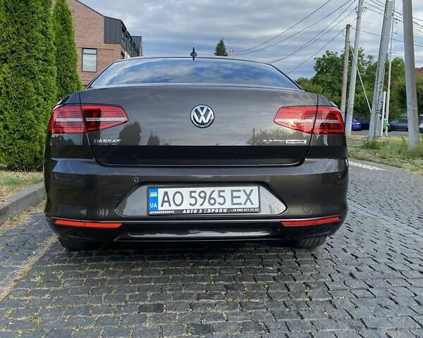 Коричневый Фольксваген Пассат, объемом двигателя 1.97 л и пробегом 257 тыс. км за 15800 $, фото 1 на Automoto.ua