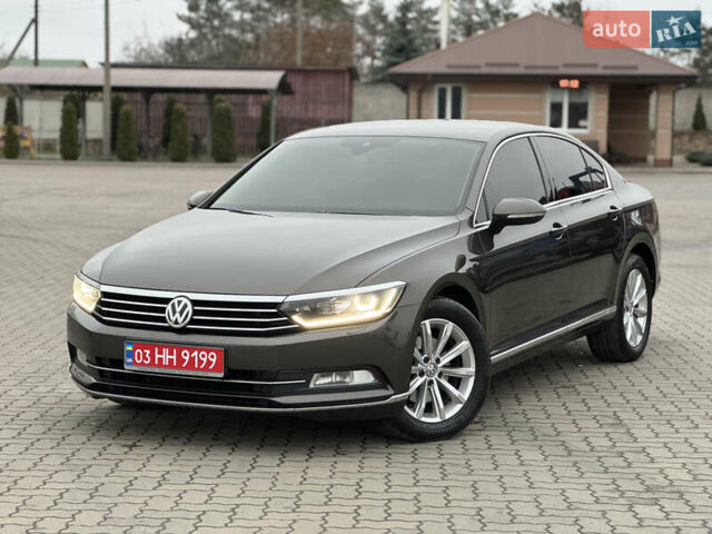 Коричневый Фольксваген Пассат, объемом двигателя 2 л и пробегом 200 тыс. км за 15950 $, фото 1 на Automoto.ua