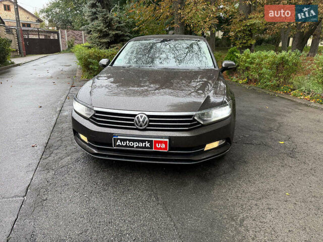 Коричневый Фольксваген Пассат, объемом двигателя 2 л и пробегом 226 тыс. км за 17990 $, фото 1 на Automoto.ua