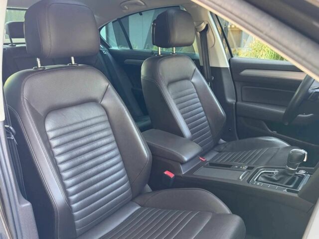 Фольксваген Пассат 2015 в Тернополе на Automoto.ua Коричневый Фольксваген Пассат, объемом двигателя 2 л и пробегом 115 тыс. км за 15500 $, фото 10 на Automoto.ua