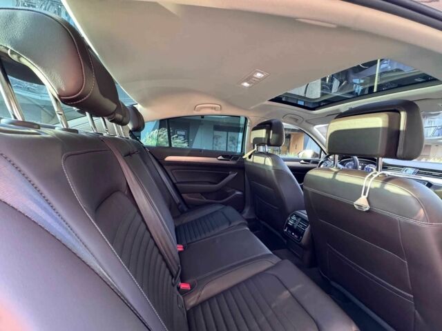 Фольксваген Пассат 2015 в Тернополе на Automoto.ua Коричневый Фольксваген Пассат, объемом двигателя 2 л и пробегом 115 тыс. км за 15500 $, фото 7 на Automoto.ua