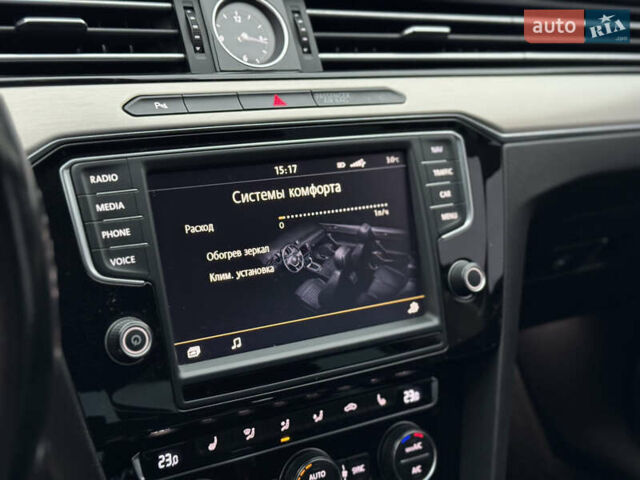 Коричневый Фольксваген Пассат, объемом двигателя 2 л и пробегом 200 тыс. км за 15950 $, фото 26 на Automoto.ua