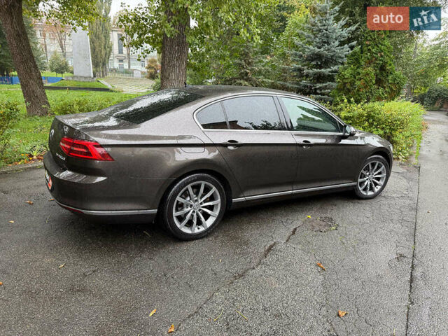 Коричневый Фольксваген Пассат, объемом двигателя 2 л и пробегом 226 тыс. км за 17990 $, фото 14 на Automoto.ua