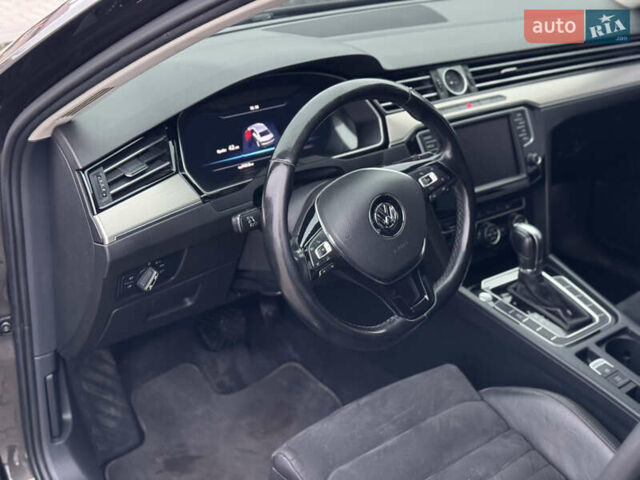 Коричневый Фольксваген Пассат, объемом двигателя 2 л и пробегом 200 тыс. км за 15950 $, фото 13 на Automoto.ua