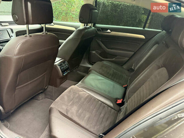 Коричневый Фольксваген Пассат, объемом двигателя 2 л и пробегом 226 тыс. км за 17990 $, фото 5 на Automoto.ua