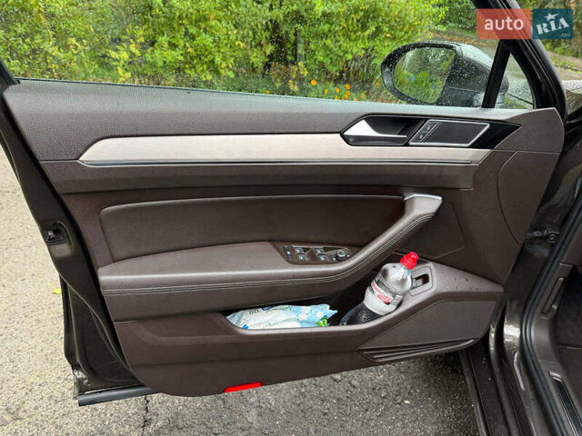 Коричневый Фольксваген Пассат, объемом двигателя 2 л и пробегом 226 тыс. км за 17990 $, фото 20 на Automoto.ua