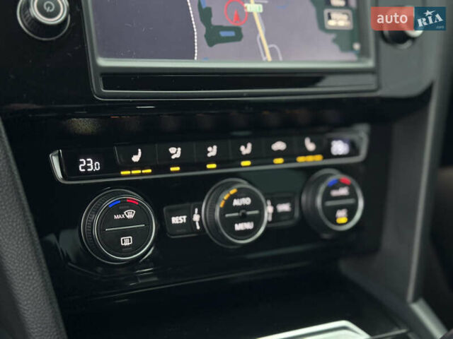 Коричневый Фольксваген Пассат, объемом двигателя 2 л и пробегом 200 тыс. км за 15950 $, фото 28 на Automoto.ua