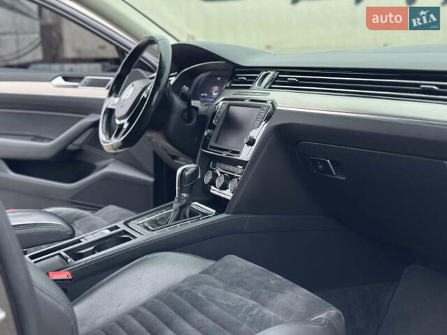 Коричневый Фольксваген Пассат, объемом двигателя 2 л и пробегом 200 тыс. км за 15950 $, фото 22 на Automoto.ua