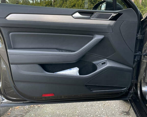 Коричневый Фольксваген Пассат, объемом двигателя 2 л и пробегом 227 тыс. км за 19200 $, фото 22 на Automoto.ua