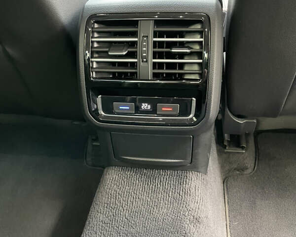 Коричневый Фольксваген Пассат, объемом двигателя 2 л и пробегом 227 тыс. км за 19200 $, фото 18 на Automoto.ua