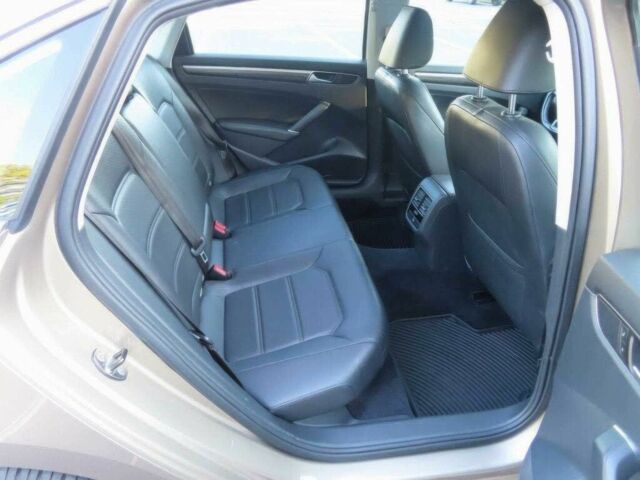 Фольксваген Пассат 2016 в Черкассах на Automoto.ua Коричневый Фольксваген Пассат, объемом двигателя 1.8 л и пробегом 70 тыс. км за 5500 $, фото 13 на Automoto.ua