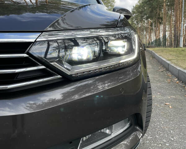 Коричневый Фольксваген Пассат, объемом двигателя 2 л и пробегом 227 тыс. км за 19200 $, фото 6 на Automoto.ua