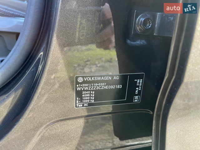 Коричневый Фольксваген Пассат, объемом двигателя 1.97 л и пробегом 319 тыс. км за 17100 $, фото 23 на Automoto.ua