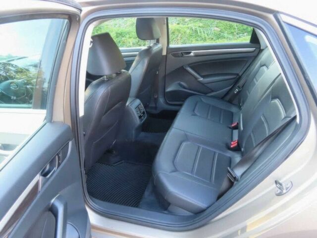 Фольксваген Пассат 2016 в Черкассах на Automoto.ua Коричневый Фольксваген Пассат, объемом двигателя 1.8 л и пробегом 70 тыс. км за 5500 $, фото 15 на Automoto.ua