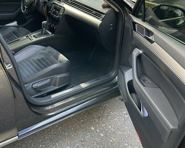 Коричневый Фольксваген Пассат, объемом двигателя 2 л и пробегом 227 тыс. км за 19200 $, фото 24 на Automoto.ua