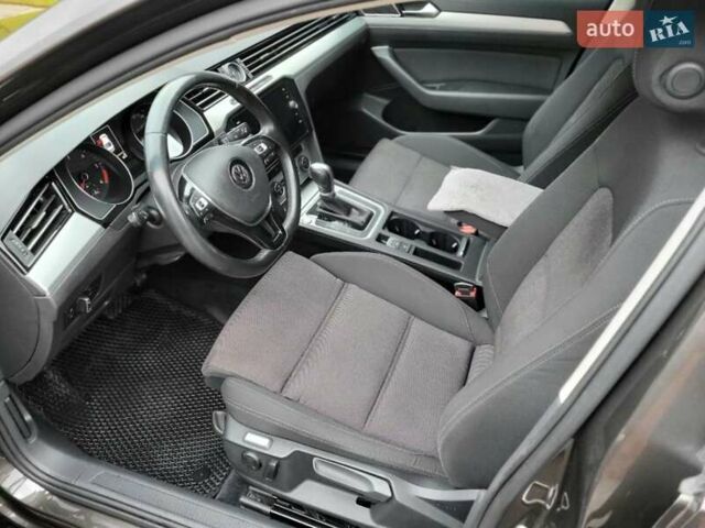 Коричневый Фольксваген Пассат, объемом двигателя 1.97 л и пробегом 162 тыс. км за 22000 $, фото 17 на Automoto.ua