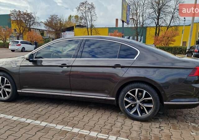 Коричневый Фольксваген Пассат, объемом двигателя 1.97 л и пробегом 267 тыс. км за 21100 $, фото 5 на Automoto.ua