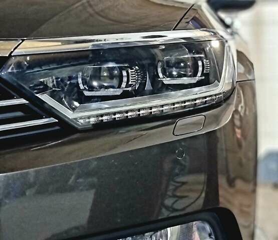 Коричневый Фольксваген Пассат, объемом двигателя 1.97 л и пробегом 162 тыс. км за 22000 $, фото 11 на Automoto.ua