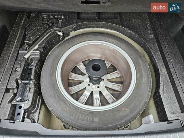 Коричневий Фольксваген Пассат, об'ємом двигуна 1.97 л та пробігом 188 тис. км за 19999 $, фото 14 на Automoto.ua