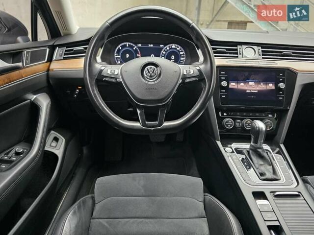 Коричневий Фольксваген Пассат, об'ємом двигуна 1.97 л та пробігом 188 тис. км за 19999 $, фото 25 на Automoto.ua