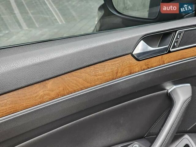 Коричневий Фольксваген Пассат, об'ємом двигуна 1.97 л та пробігом 188 тис. км за 19999 $, фото 16 на Automoto.ua