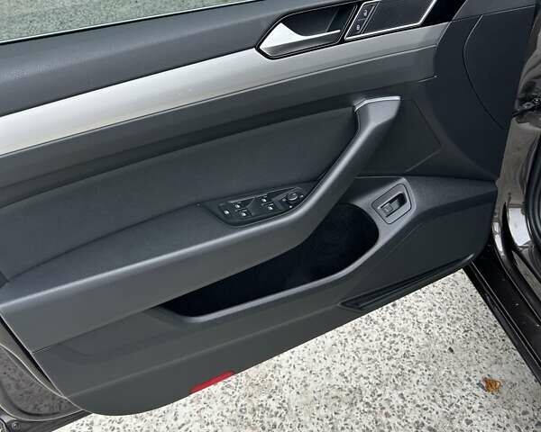 Коричневый Фольксваген Пассат, объемом двигателя 1.97 л и пробегом 340 тыс. км за 15500 $, фото 3 на Automoto.ua