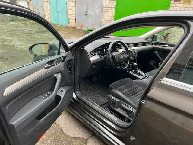 Коричневый Фольксваген Пассат, объемом двигателя 2 л и пробегом 100 тыс. км за 6000 $, фото 13 на Automoto.ua