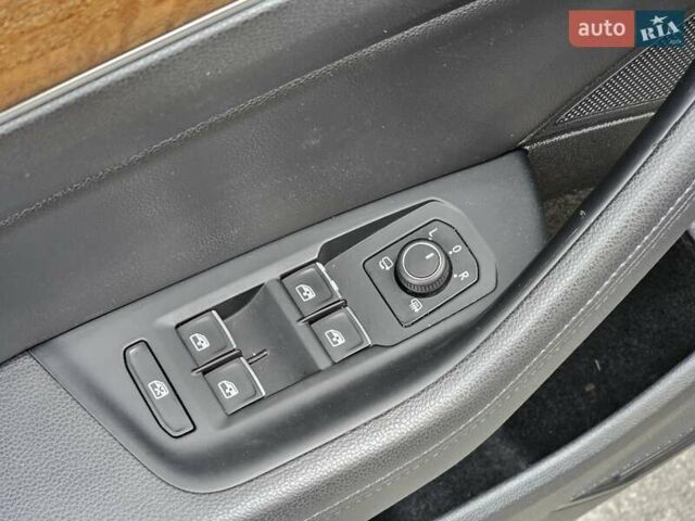 Коричневий Фольксваген Пассат, об'ємом двигуна 1.97 л та пробігом 188 тис. км за 19999 $, фото 17 на Automoto.ua