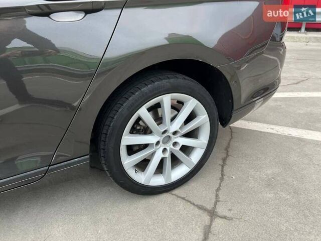 Коричневый Фольксваген Пассат, объемом двигателя 1.97 л и пробегом 185 тыс. км за 17000 $, фото 29 на Automoto.ua