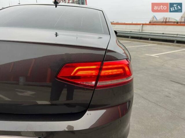 Коричневый Фольксваген Пассат, объемом двигателя 1.97 л и пробегом 185 тыс. км за 17000 $, фото 9 на Automoto.ua