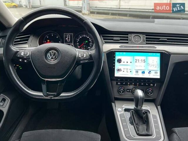 Коричневый Фольксваген Пассат, объемом двигателя 1.97 л и пробегом 185 тыс. км за 17000 $, фото 25 на Automoto.ua