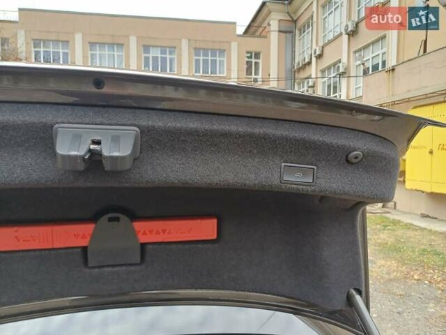 Коричневый Фольксваген Пассат, объемом двигателя 1.97 л и пробегом 139 тыс. км за 25000 $, фото 16 на Automoto.ua