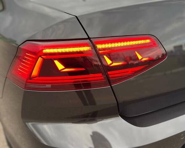 Коричневий Фольксваген Пассат, об'ємом двигуна 1.97 л та пробігом 205 тис. км за 24500 $, фото 26 на Automoto.ua