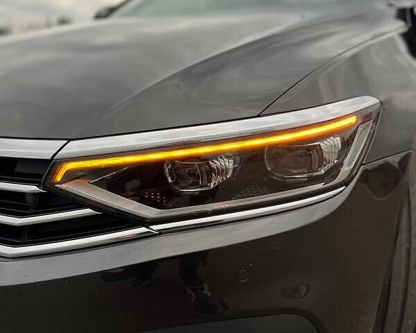 Коричневий Фольксваген Пассат, об'ємом двигуна 1.97 л та пробігом 205 тис. км за 24500 $, фото 27 на Automoto.ua