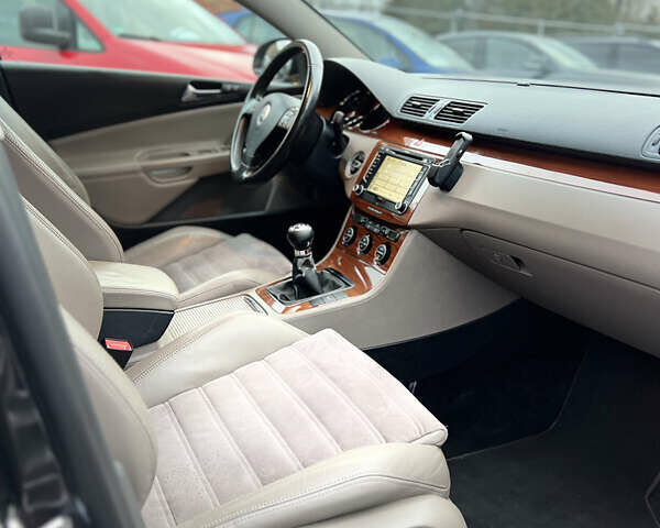 Коричневый Фольксваген Пассат, объемом двигателя 1.98 л и пробегом 186 тыс. км за 5900 $, фото 8 на Automoto.ua