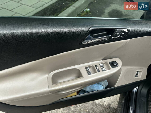 Коричневий Фольксваген Пассат, об'ємом двигуна 2 л та пробігом 300 тис. км за 5300 $, фото 4 на Automoto.ua