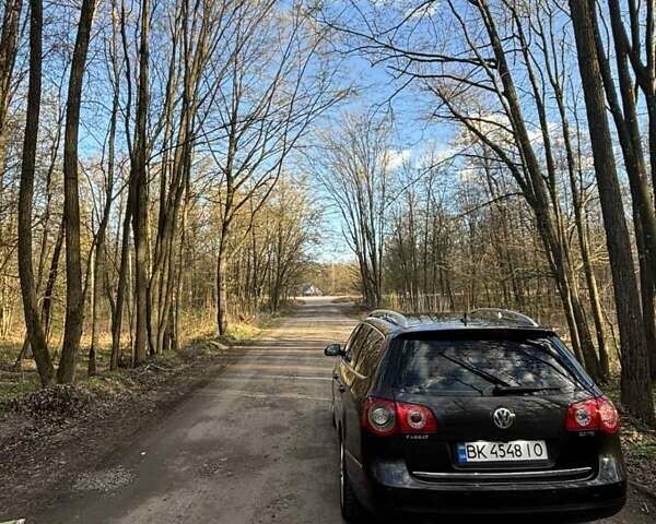 Коричневый Фольксваген Пассат, объемом двигателя 1.97 л и пробегом 303 тыс. км за 7000 $, фото 1 на Automoto.ua