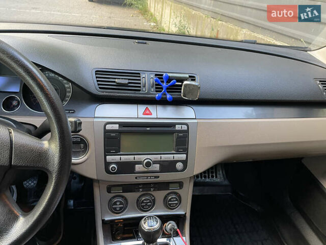 Коричневый Фольксваген Пассат, объемом двигателя 2 л и пробегом 290 тыс. км за 7300 $, фото 7 на Automoto.ua