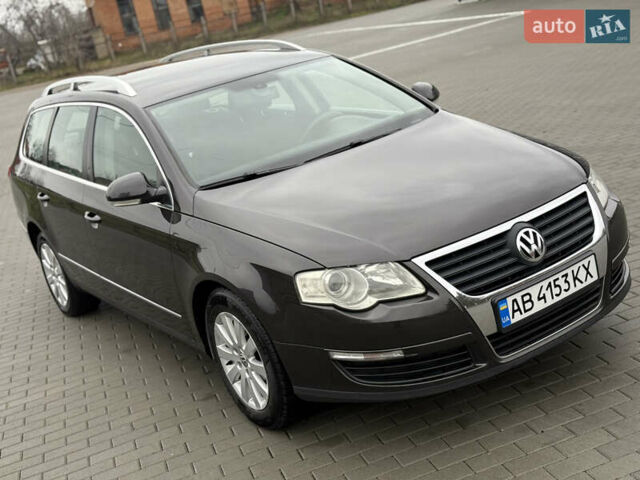 Коричневый Фольксваген Пассат, объемом двигателя 2 л и пробегом 280 тыс. км за 4999 $, фото 2 на Automoto.ua