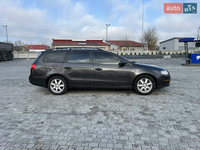 Коричневий Фольксваген Пассат, об'ємом двигуна 1.6 л та пробігом 290 тис. км за 4900 $, фото 3 на Automoto.ua