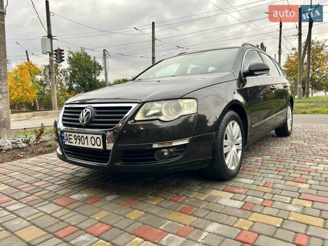 Коричневый Фольксваген Пассат, объемом двигателя 1.97 л и пробегом 183 тыс. км за 6500 $, фото 1 на Automoto.ua
