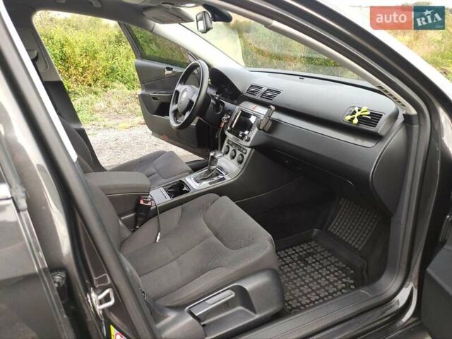 Коричневый Фольксваген Пассат, объемом двигателя 1.97 л и пробегом 264 тыс. км за 7200 $, фото 16 на Automoto.ua