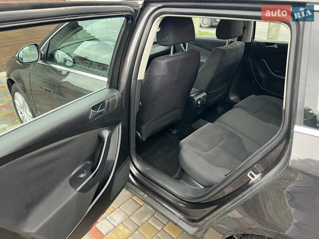 Коричневый Фольксваген Пассат, объемом двигателя 1.97 л и пробегом 183 тыс. км за 6500 $, фото 17 на Automoto.ua