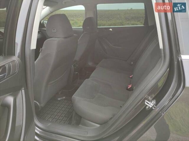 Коричневый Фольксваген Пассат, объемом двигателя 1.97 л и пробегом 264 тыс. км за 7200 $, фото 15 на Automoto.ua