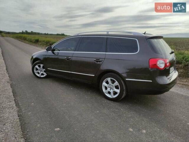 Коричневый Фольксваген Пассат, объемом двигателя 1.97 л и пробегом 264 тыс. км за 7200 $, фото 2 на Automoto.ua