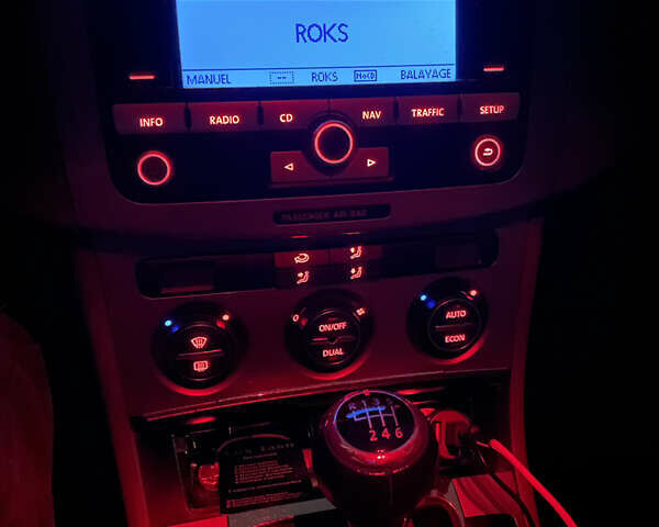 Коричневый Фольксваген Пассат, объемом двигателя 2 л и пробегом 290 тыс. км за 7300 $, фото 1 на Automoto.ua