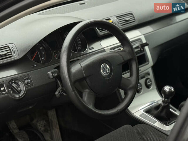 Коричневый Фольксваген Пассат, объемом двигателя 2 л и пробегом 280 тыс. км за 4999 $, фото 8 на Automoto.ua