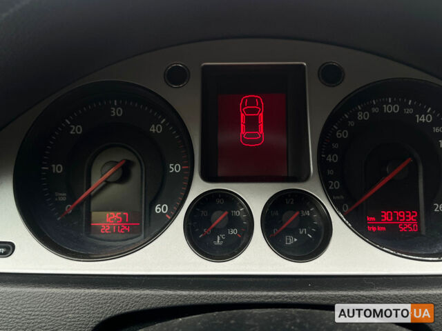 Коричневый Фольксваген Пассат, объемом двигателя 2 л и пробегом 307 тыс. км за 5890 $, фото 12 на Automoto.ua