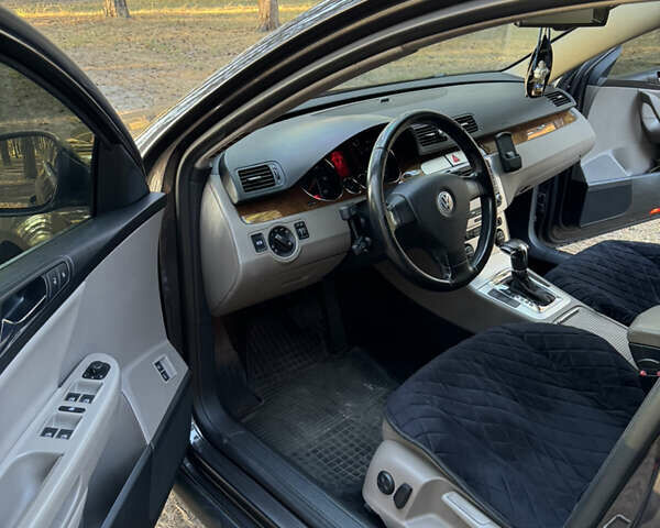 Коричневый Фольксваген Пассат, объемом двигателя 2 л и пробегом 298 тыс. км за 7000 $, фото 6 на Automoto.ua