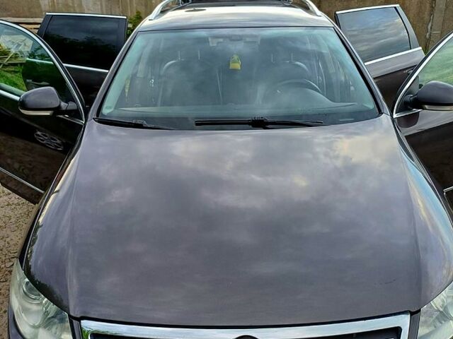 Коричневый Фольксваген Пассат, объемом двигателя 2 л и пробегом 315 тыс. км за 6200 $, фото 2 на Automoto.ua